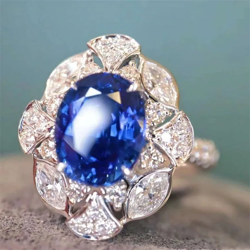 Huitan Oval Blue Cubic Zirconia Women Rings New Trendy Wedding Anniversary Party Elegant Female Accessories Gift Noble Jewelry